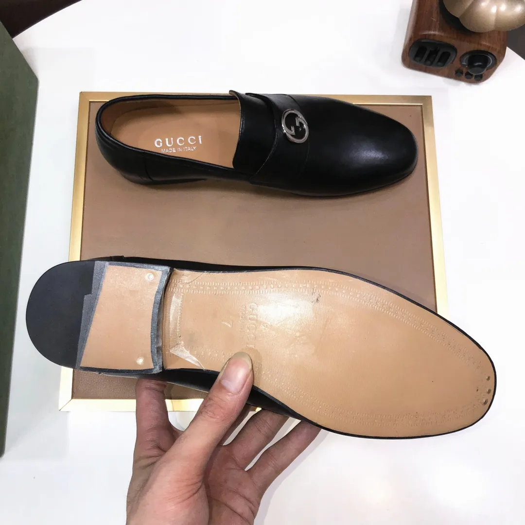 Men's shoes 💰580💰[GUCCI—Gucci] The latest high-end version of Gucci. Official website new model. Available at the same time at counters, the uppers are made of original cowhide imported from Italy/matched with the original special material splicing design concept; "highlight, high-end, grade, extravagance" and exquisite workmanship (original mesh fabric) sole: original factory special outsole size (38-45) (custom-made 45 non-returnable)